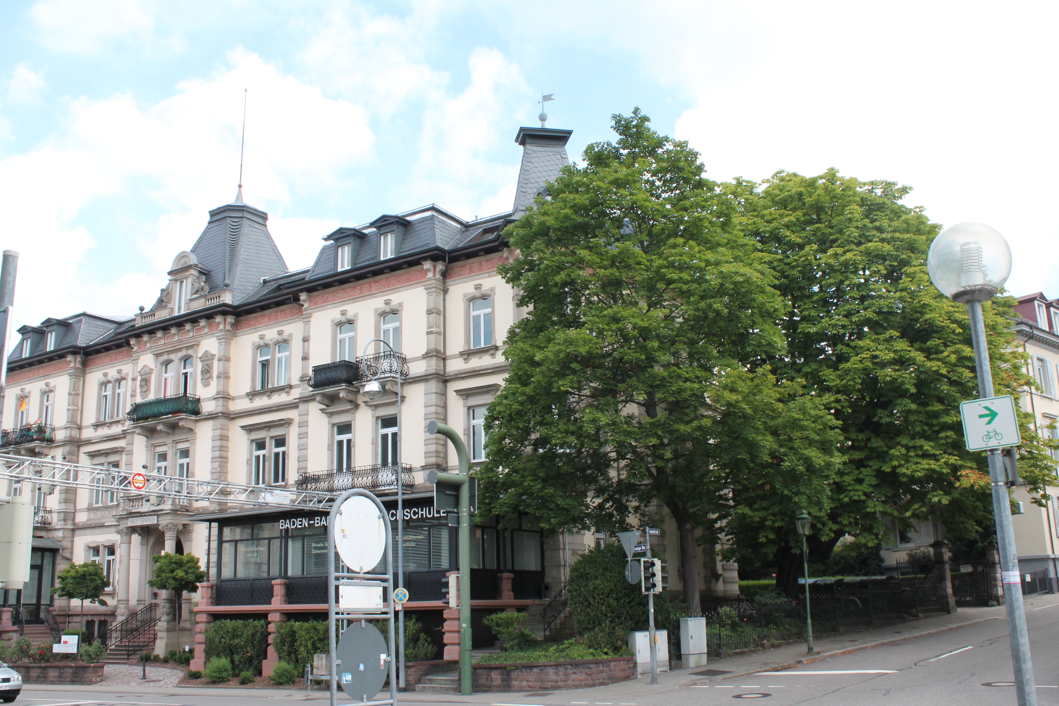 1-Zimmer-Apartment in denkmalgeschütztem Haus in Baden-Baden