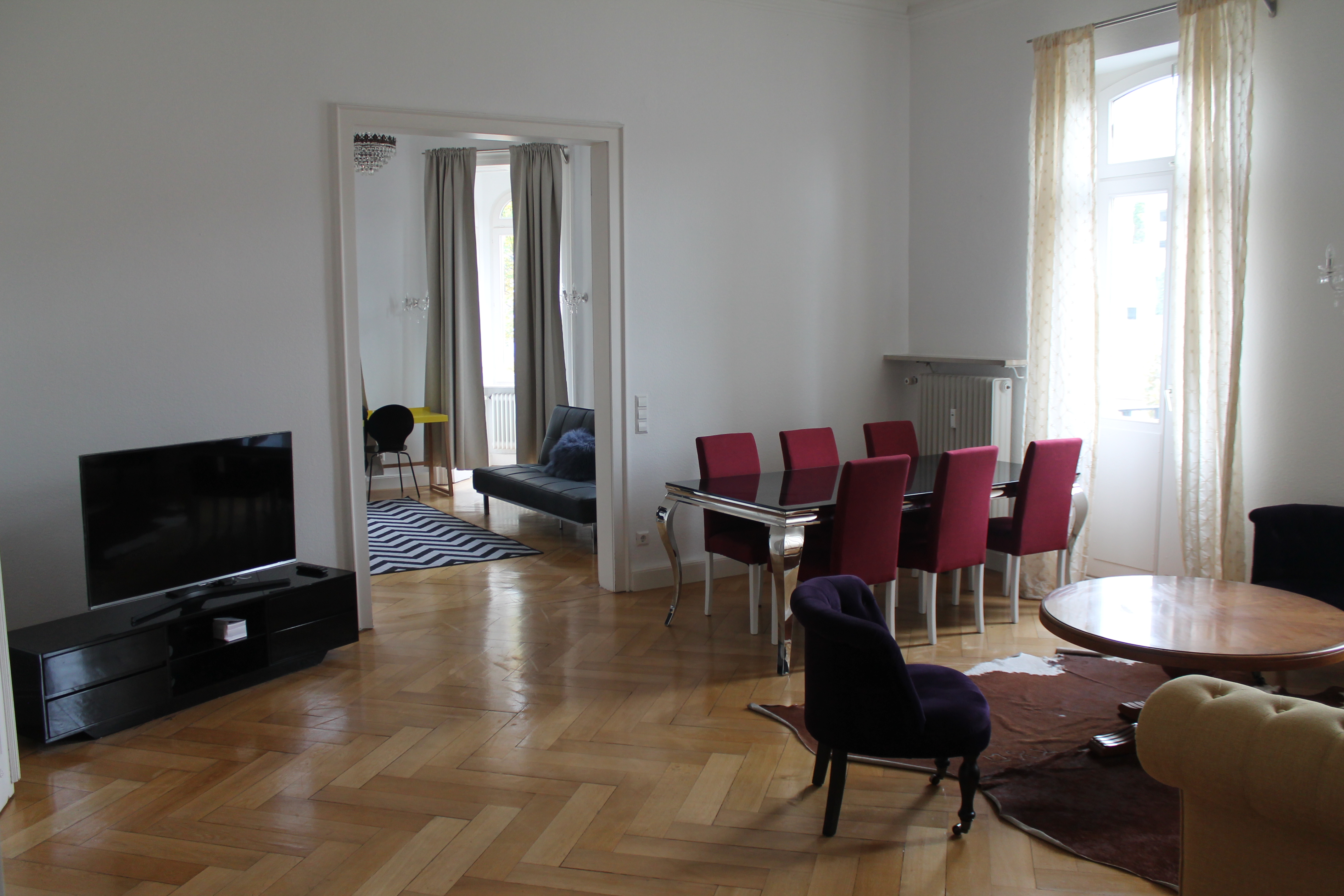 2,5-Zimmer-Altbau-Eigentumswohnung inkl. separatem 2-Zi-Apartment in Baden-Baden
